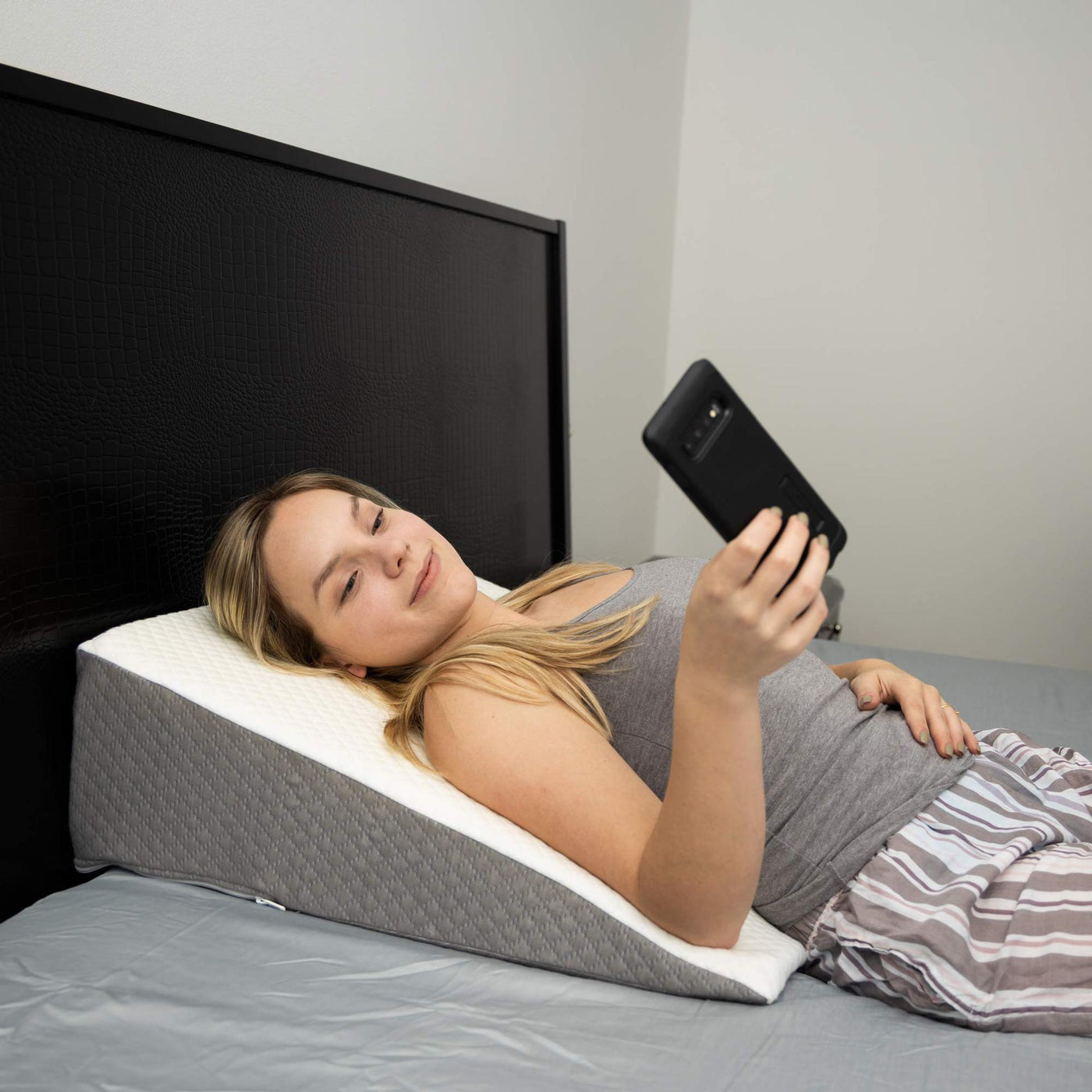 Memory Foam Bed Wedge Pillow Acid Reflux & Snoring Relief